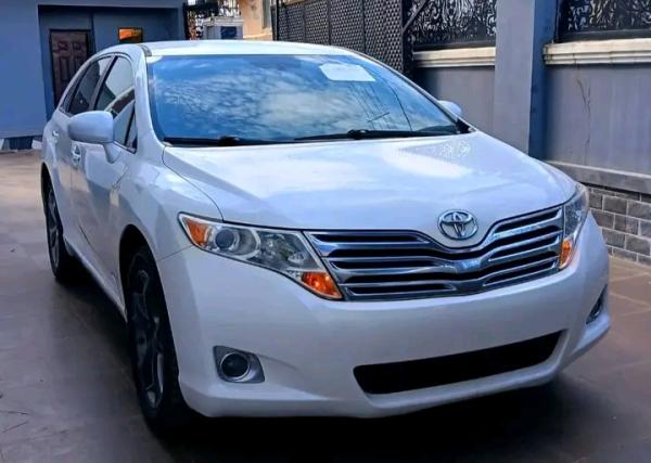 Toyota Venza 2011 is available at TheMarketNG