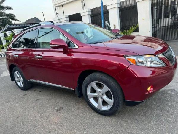 Lexus Rx 350 2010 is available at TheMarketNG