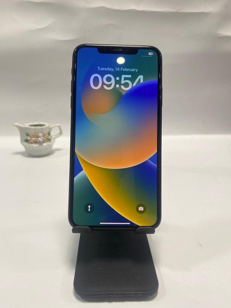 IPhone 11 Pro Max is available at Efritin