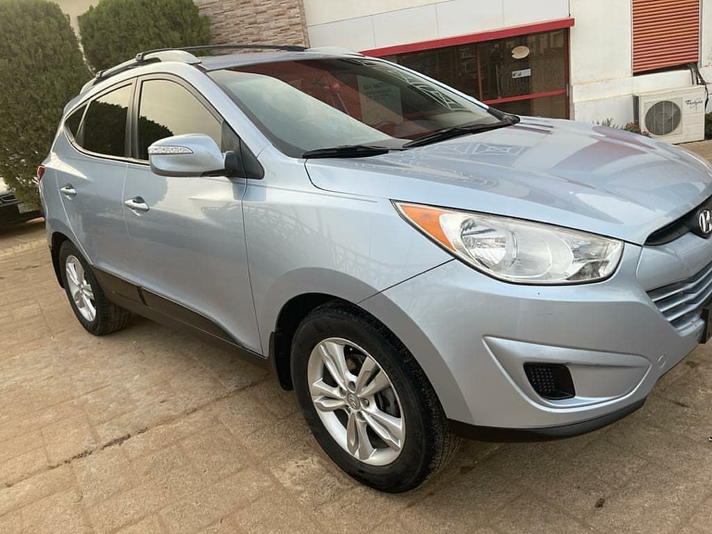Hyundai Tucson 2012 is available at Efritin