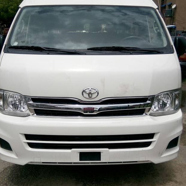 Toyota Hiace bus 2009 is available at Efritin