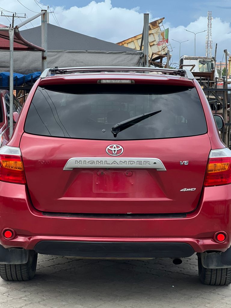 Toyota Highlander 2007 is available at Efritin