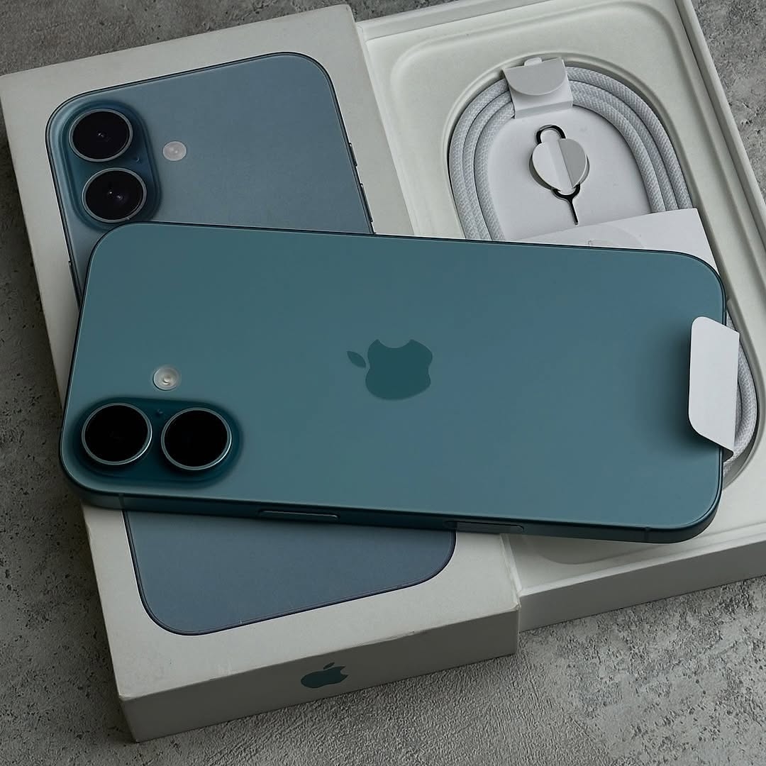 Apple Iphone 16 plus is available at Efritin