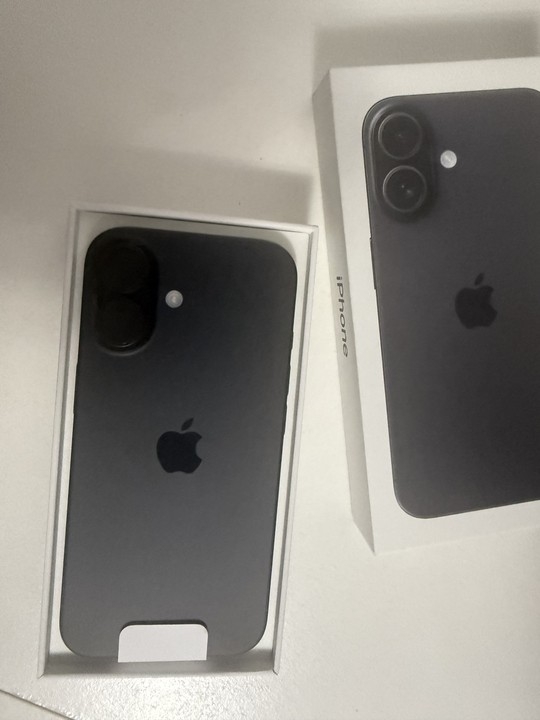 Apple Iphone 16 plus is available at Efritin